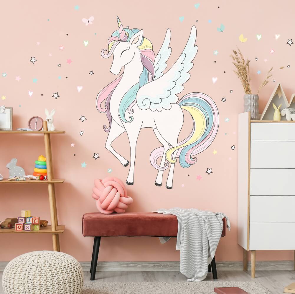 L'adesivo Unicorno animerà splendidamente il muro nella stanza della vostra  bambina..